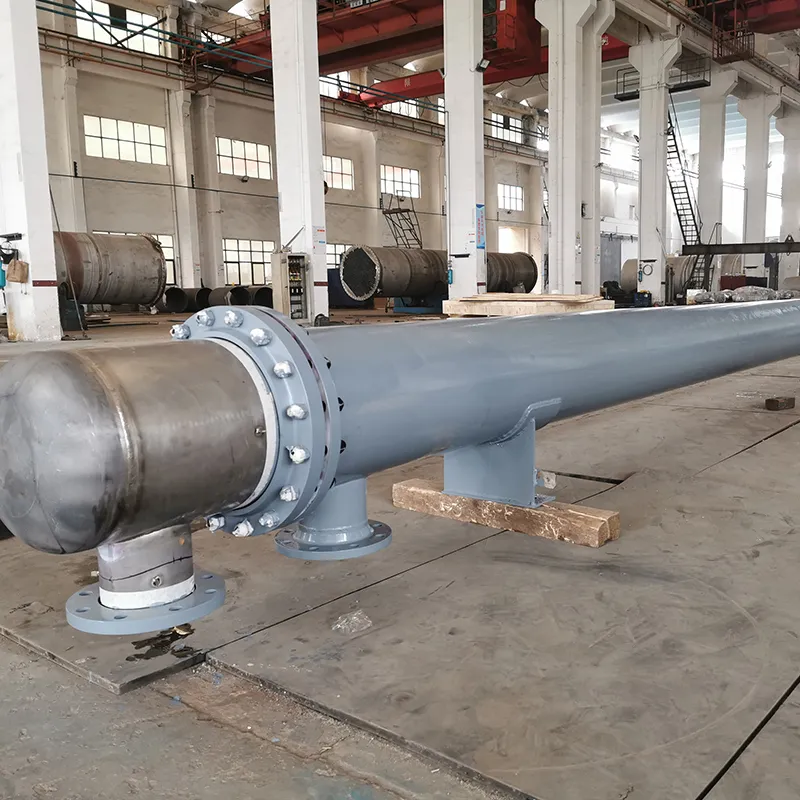 1.Циркониевый теплообменник F=80 м².1