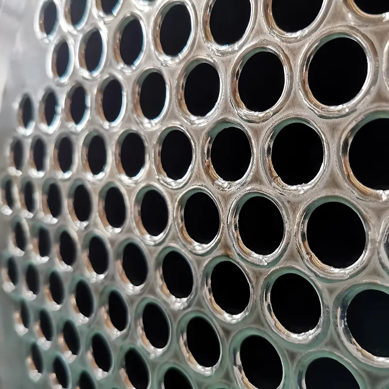 4.Циркониевый теплообменник, сварка трубных концов.1