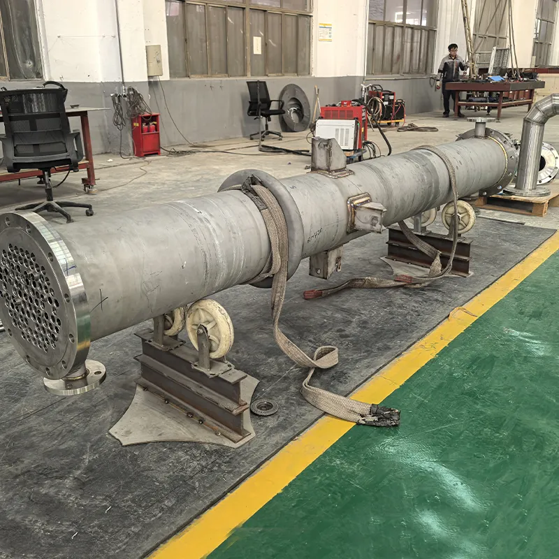 6.Кожухотрубный теплообменник из сплава Хастеллой.1