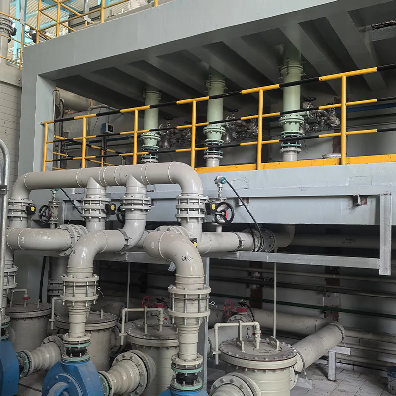 6.Монтаж танталового кожухотрубного теплообменника на месте.1