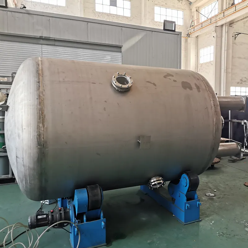 6.Титановый сосуд DN1700.1